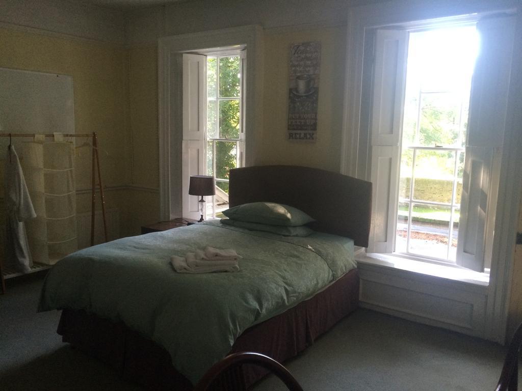 Harmondsworth Hall Guest House West Drayton  Δωμάτιο φωτογραφία